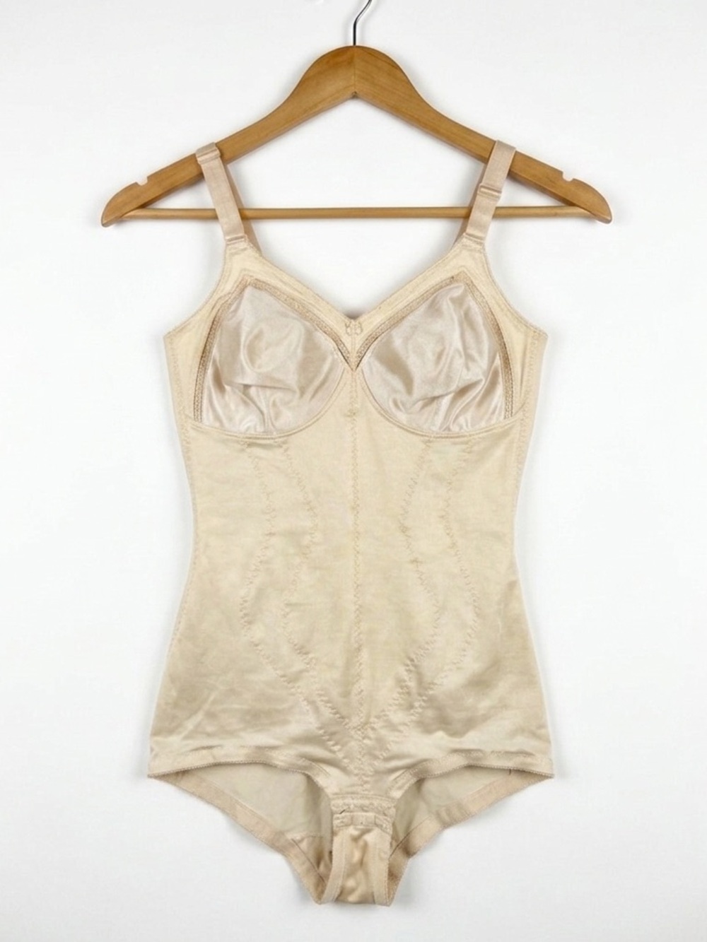 Vintage shapewear girdle size 38D